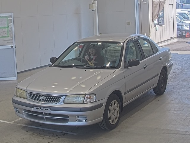NISSAN SUNNY