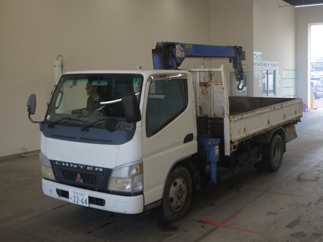 MITSUBISHI CANTER
