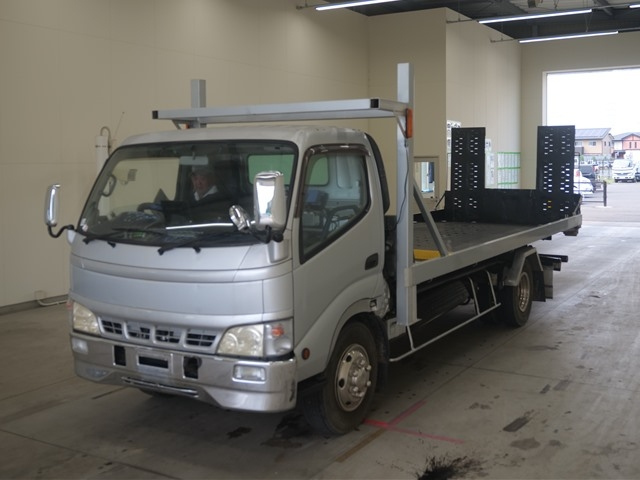 TOYOTA DYNA