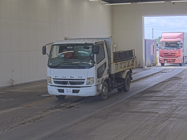 MITSUBISHI FUSO FIGHTER