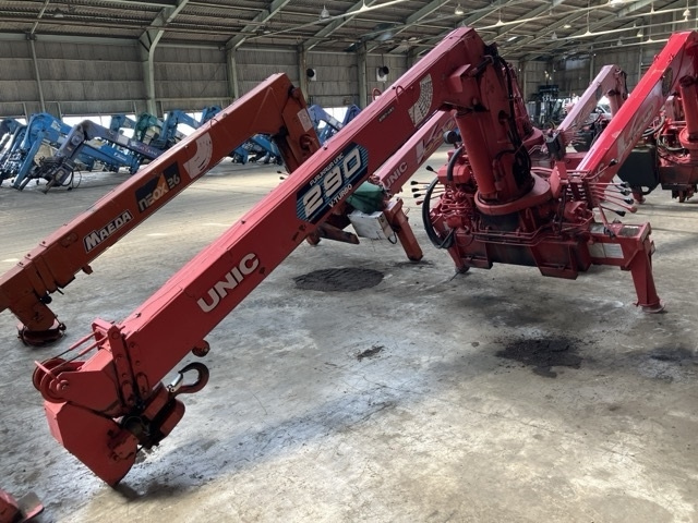 OTHERS UNIC CRANE
