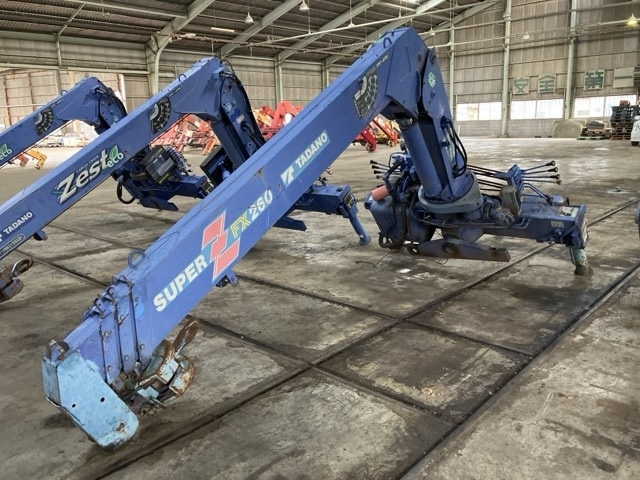 TADANO CRANE