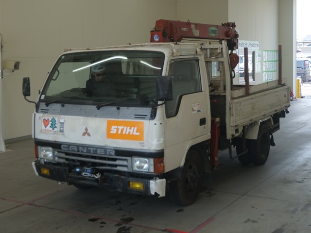 MITSUBISHI CANTER