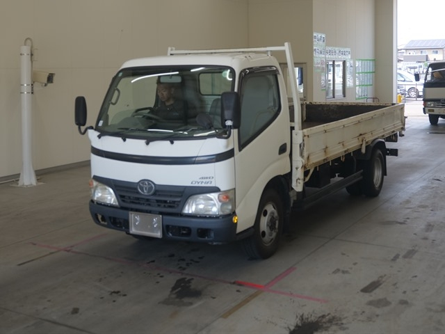 TOYOTA DYNA