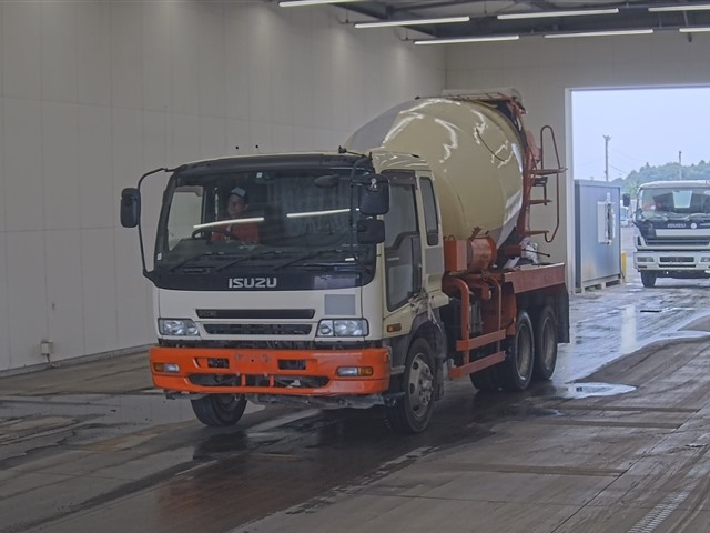 ISUZU FORWARD