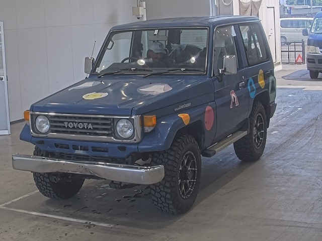 TOYOTA LAND CRUISER