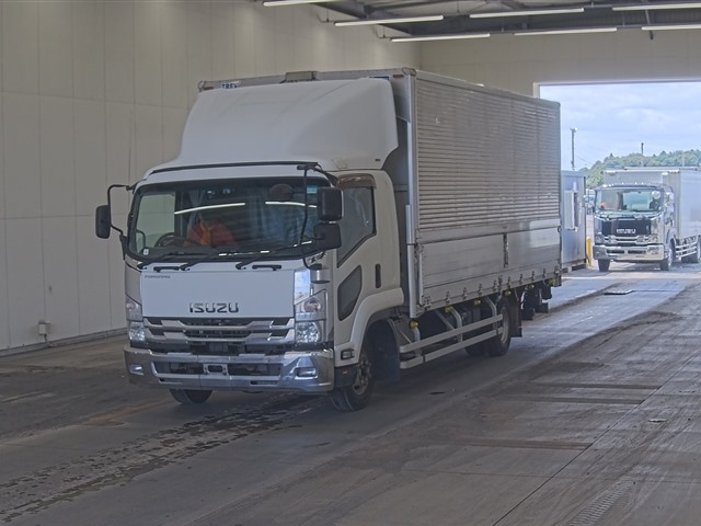 ISUZU FORWARD