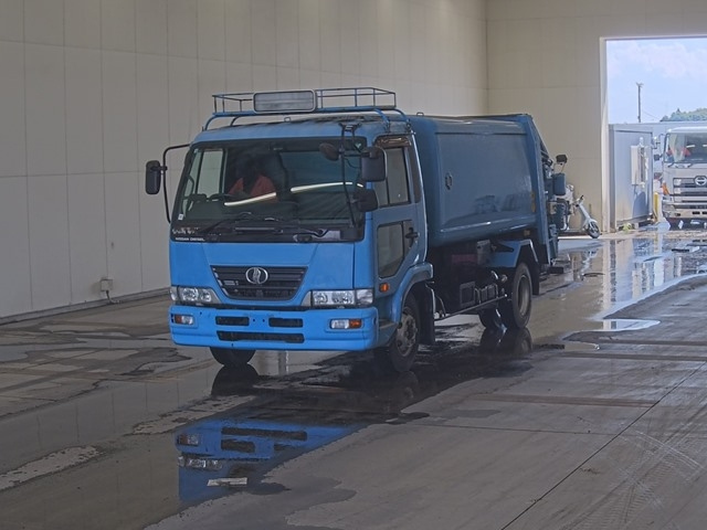 NISSAN CONDOR