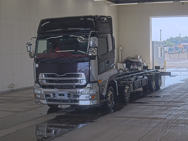 NISSAN UD SERIES