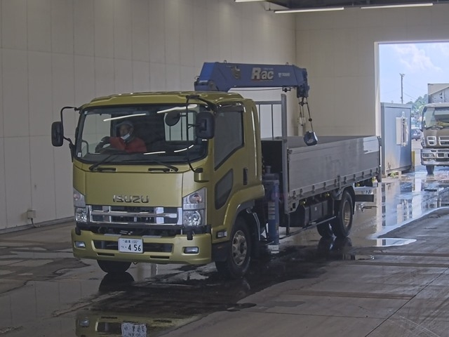 ISUZU FORWARD