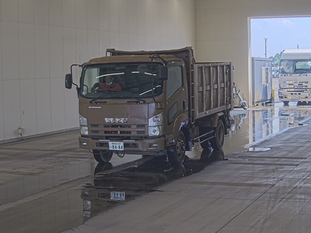 ISUZU FORWARD