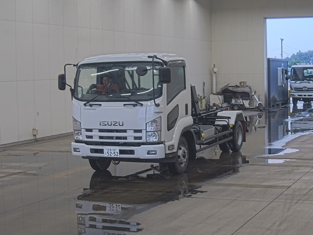 ISUZU FORWARD