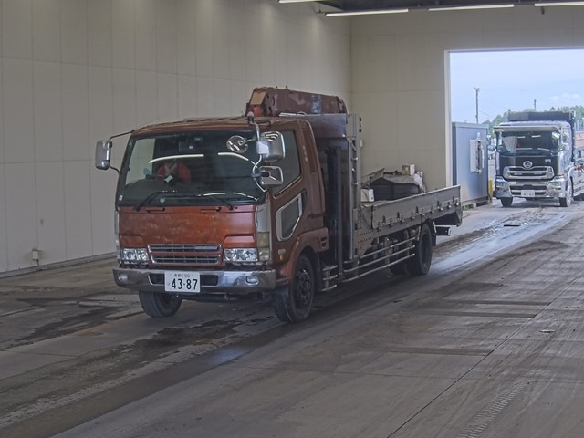 MITSUBISHI FUSO FIGHTER