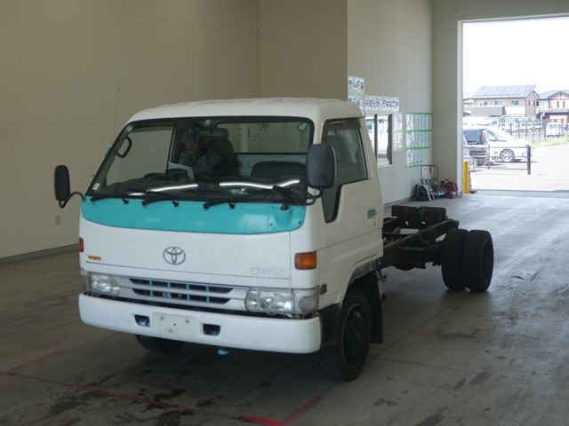 TOYOTA DYNA