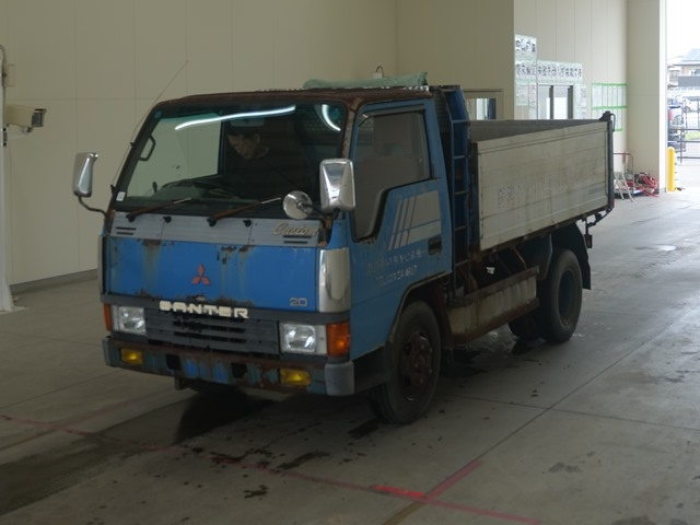 MITSUBISHI CANTER