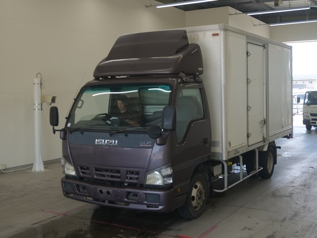 ISUZU ELF