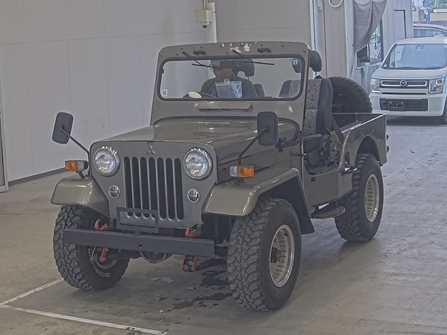 MITSUBISHI JEEP