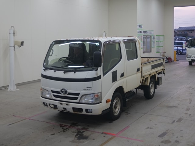 TOYOTA DYNA