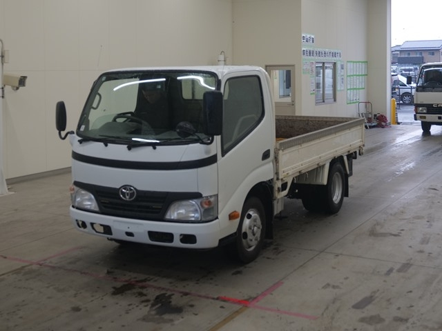 TOYOTA DYNA