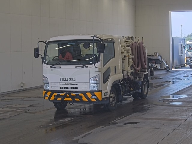 ISUZU FORWARD