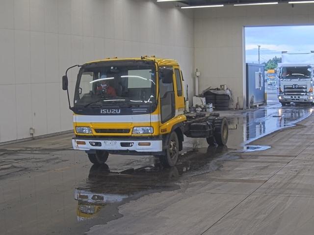 ISUZU FORWARD