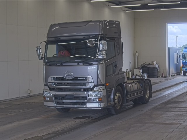 NISSAN QUON