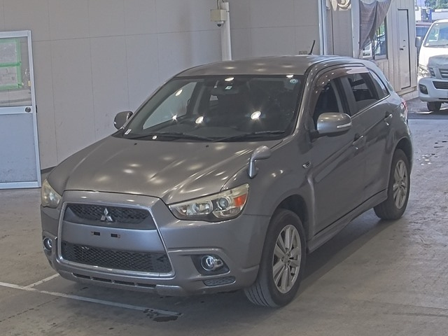 MITSUBISHI RVR
