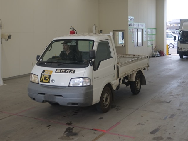 NISSAN VANETTE TRUCK