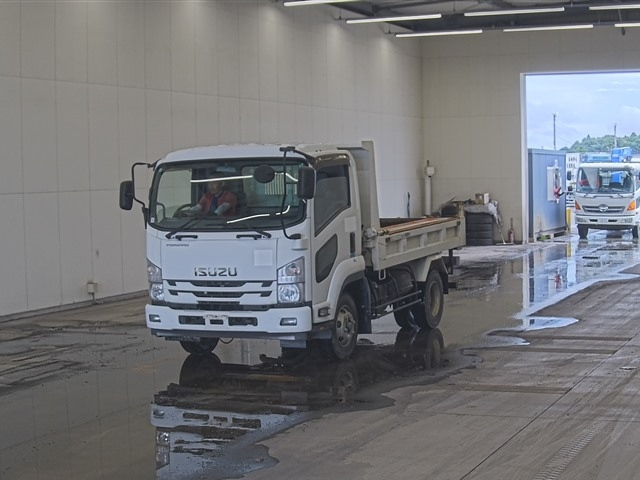 ISUZU FORWARD