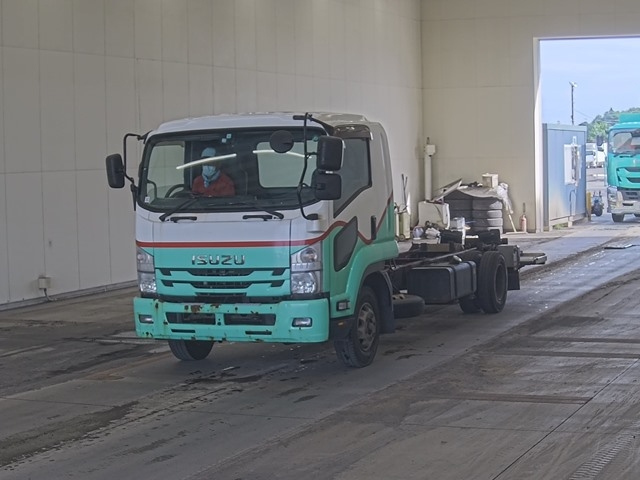 ISUZU FORWARD