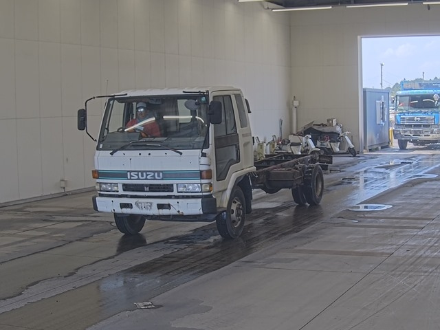 ISUZU FORWARD