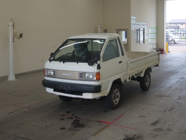 TOYOTA TOWN ACE TRUCK