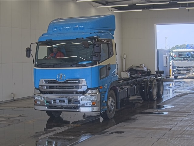 NISSAN UD SERIES