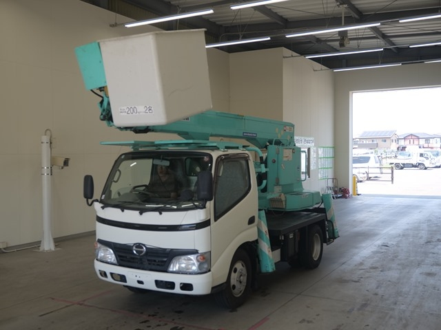 TOYOTA DYNA