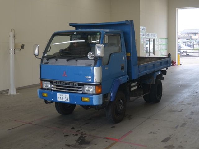 MITSUBISHI CANTER