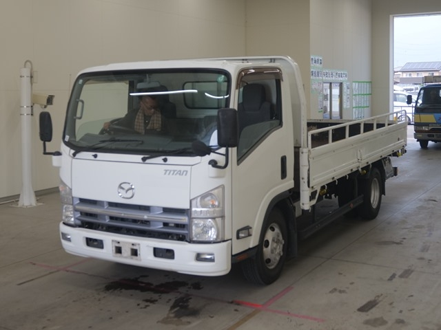 MAZDA TITAN