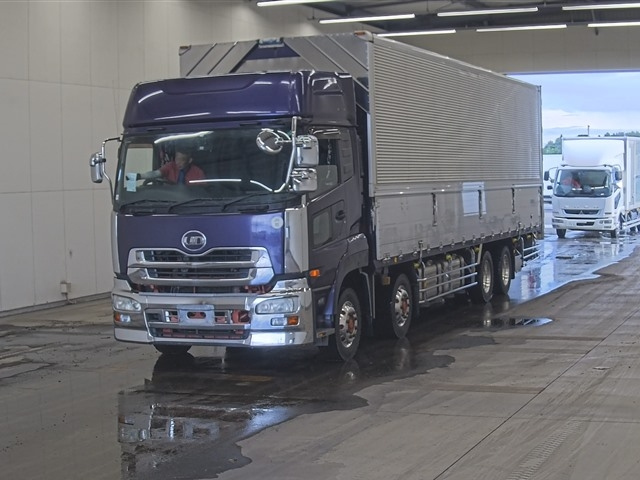 NISSAN QUON