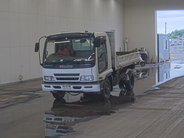 ISUZU FORWARD