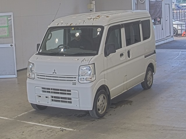 MITSUBISHI MINICAB VAN
