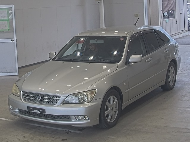 TOYOTA ALTEZZA WAGON