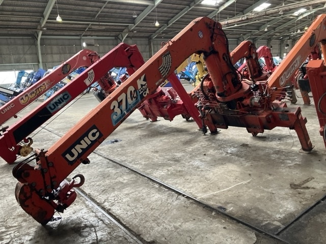 OTHERS UNIC CRANE