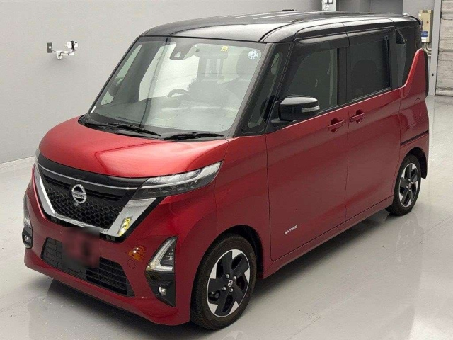 NISSAN ROOX
