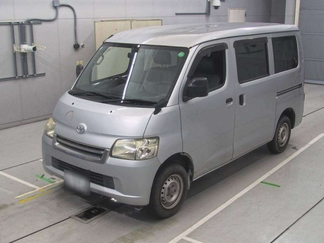 TOYOTA LITE ACE VAN