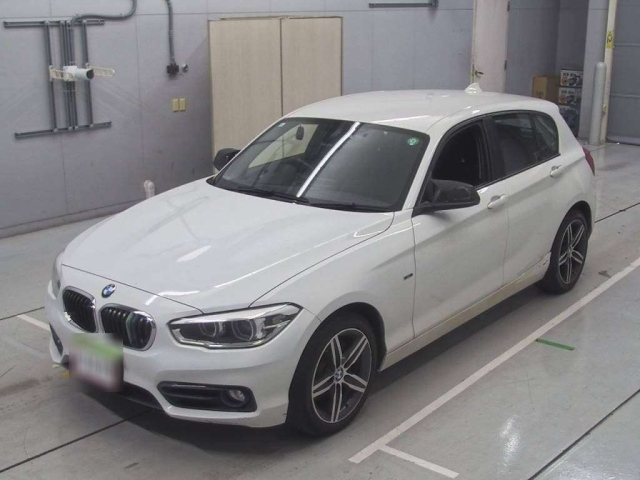 BMW 1 SERIES