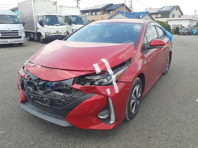 TOYOTA PRIUS PHV