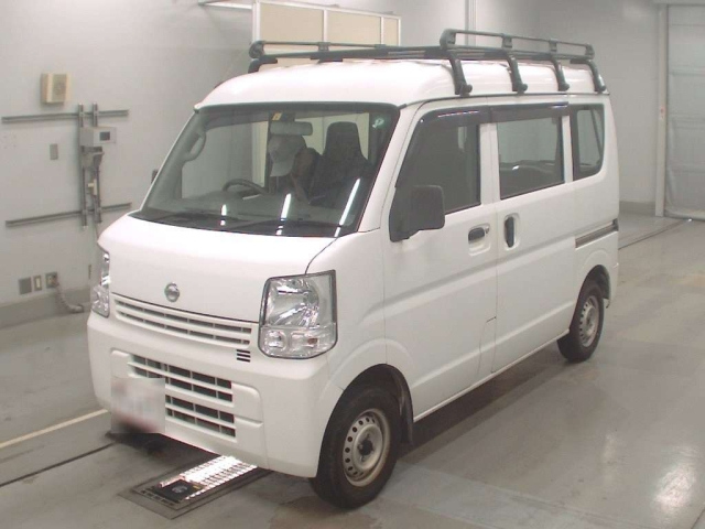 NISSAN CLIPPER VAN