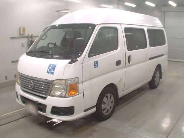 NISSAN CARAVAN BUS