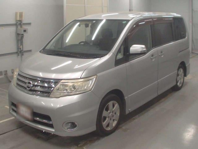 NISSAN SERENA