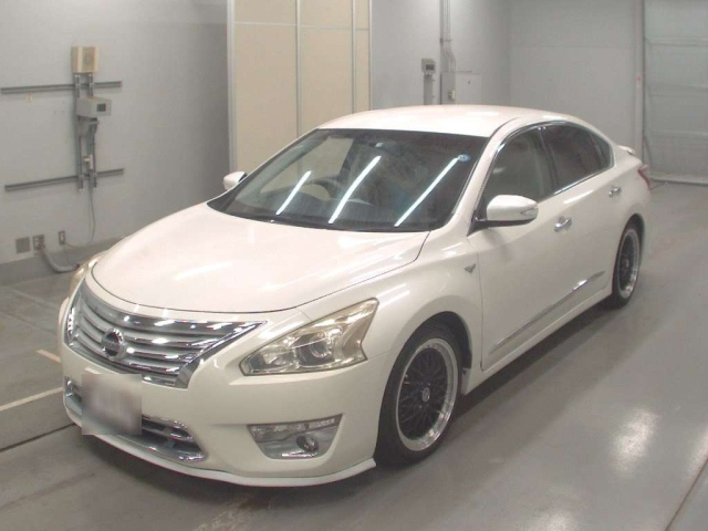 NISSAN TEANA