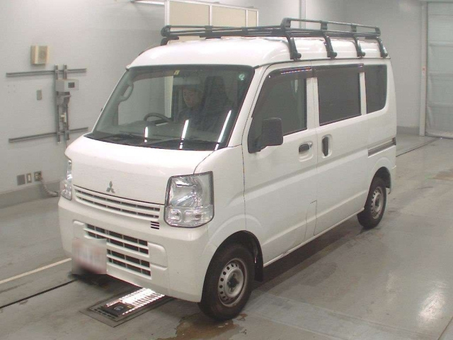MITSUBISHI MINICAB VAN